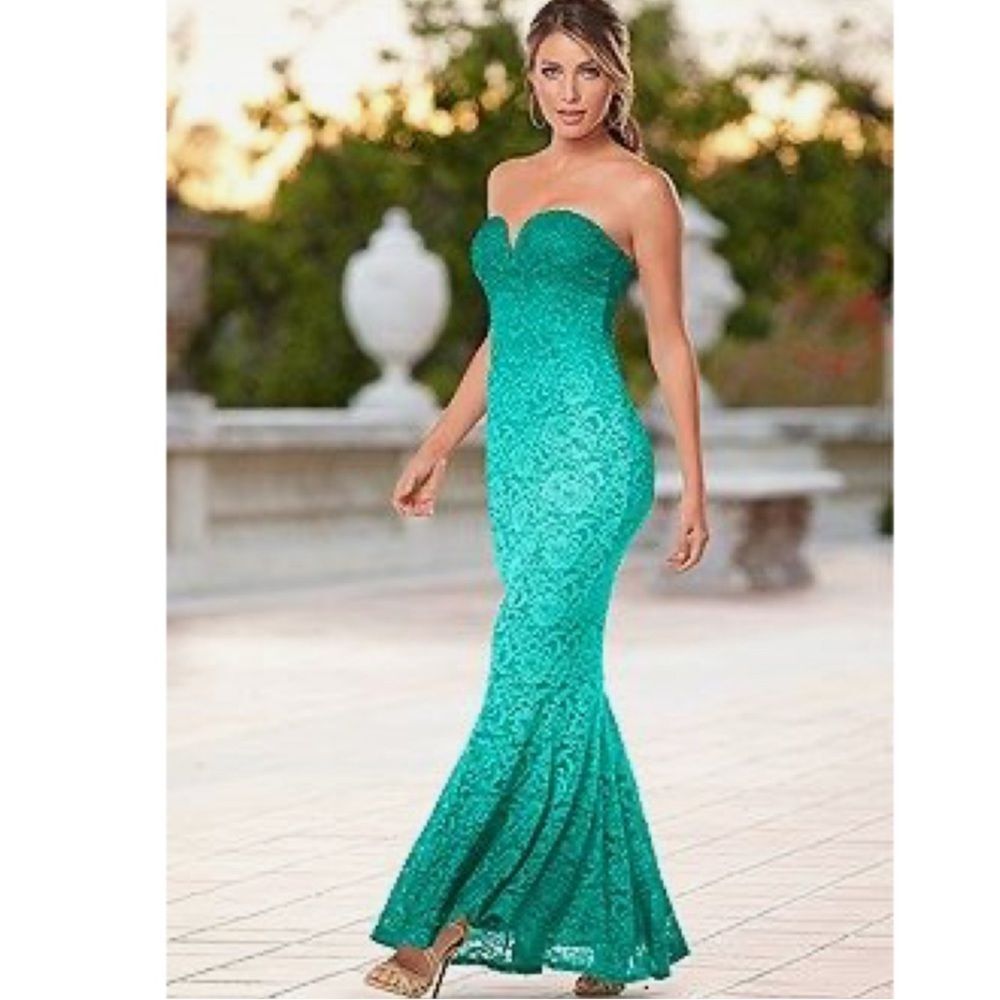 Venus stunning strapless aqua green shimmering fade mermaid dress size small